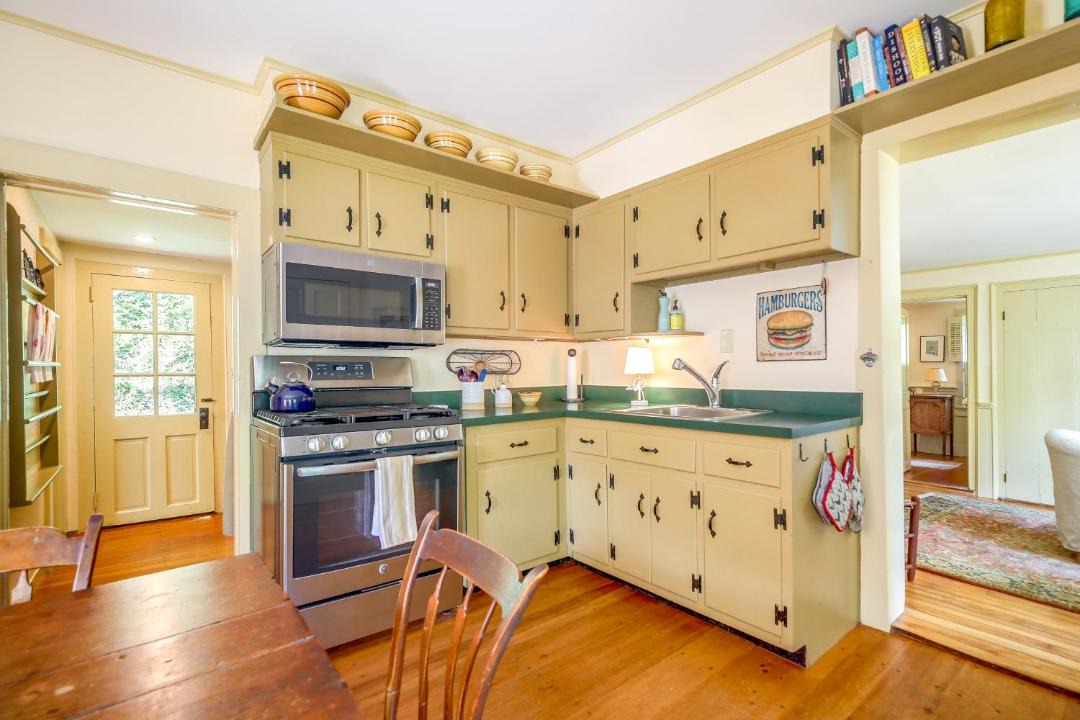 Photo of Kitchen in Warren