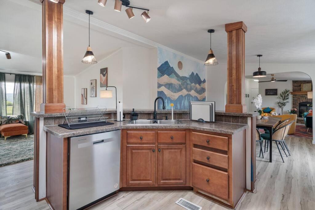 Photo of Kitchen in Burdett
