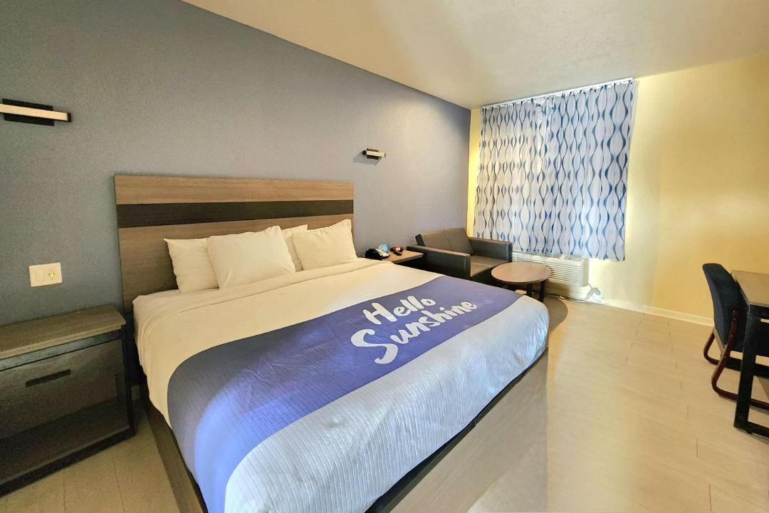 Photo of Bedroom in Freeport