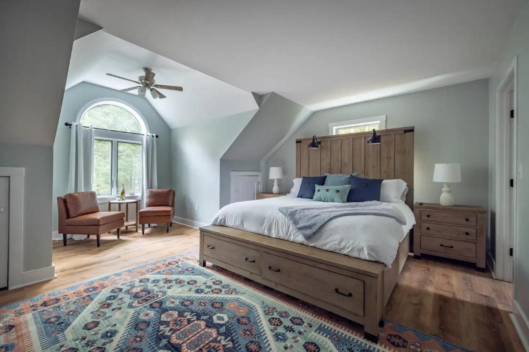 Photo of Bedroom in Elkins