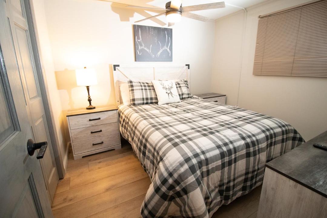 Photo of Bedroom in Snowshoe