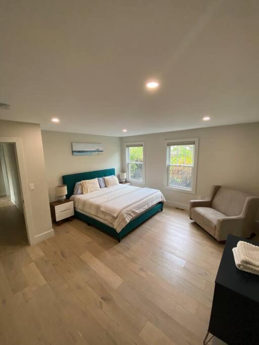 Photo of Bedroom in Swampscott