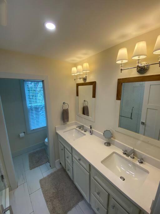 Photo of Bathroom in Swampscott