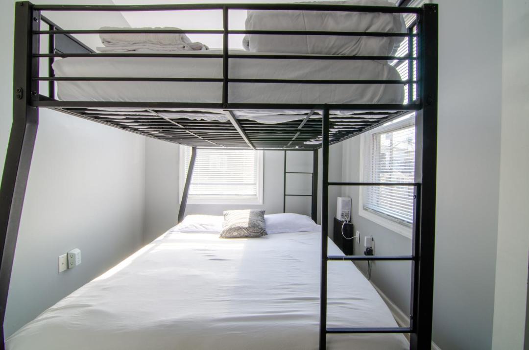 Photo of Bedroom in North Bergen