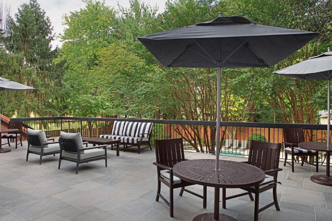 Photo of Patio Balcony in Baileys Crossroads