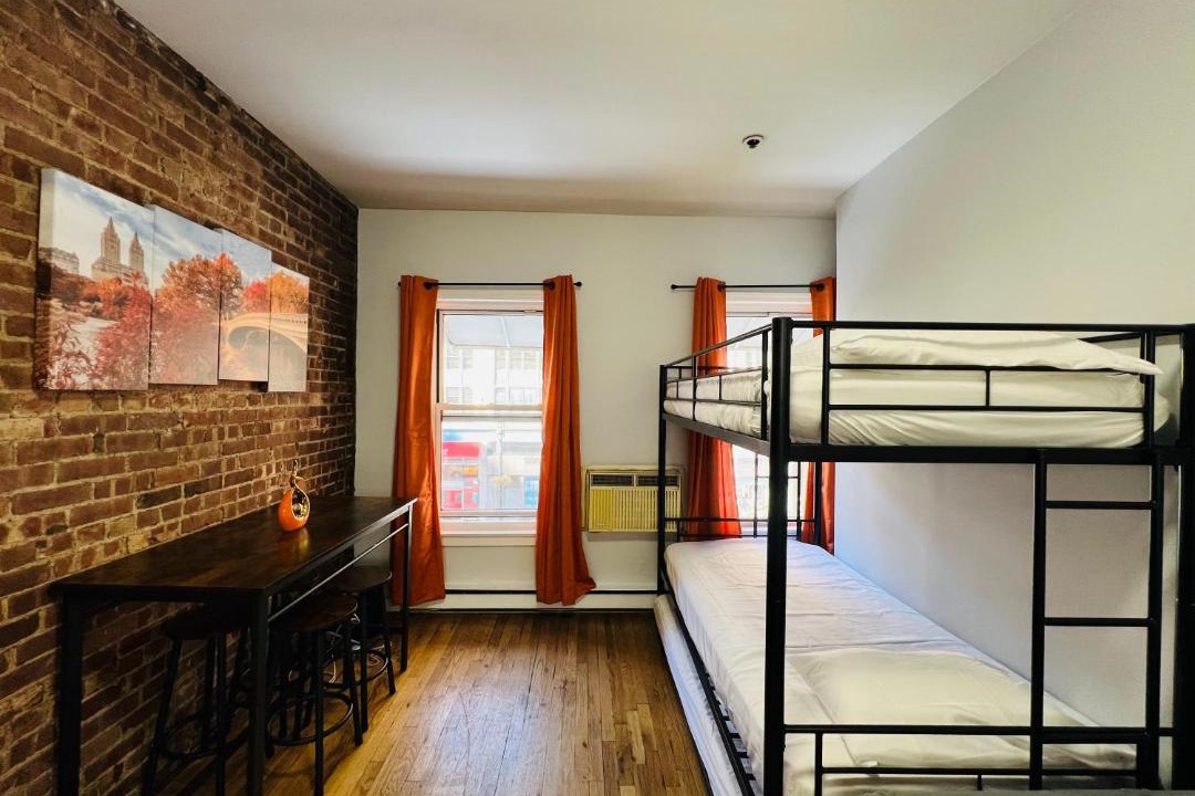 Photo of Bedroom in Midtown