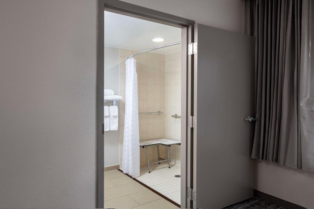Photo of Bathroom in Chantilly