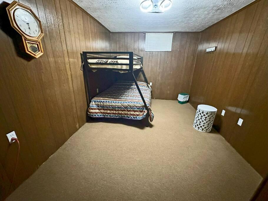 Photo of Bedroom in Williamson