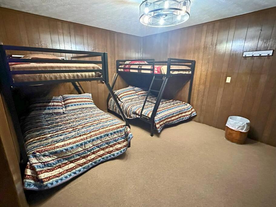 Photo of Bedroom in Williamson