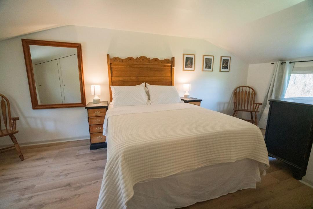 Photo of Bedroom in Hadley
