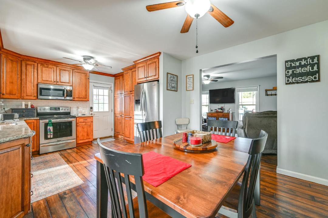 Photo of Kitchen in Halfway