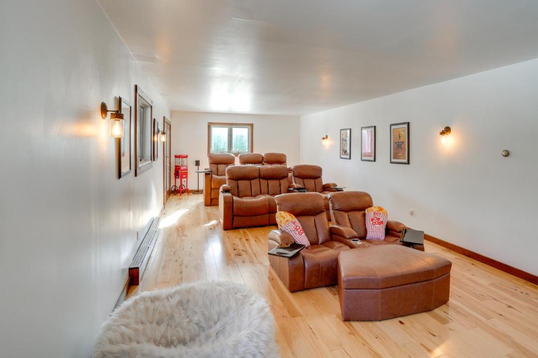 Photo of Livingroom in East Jewett