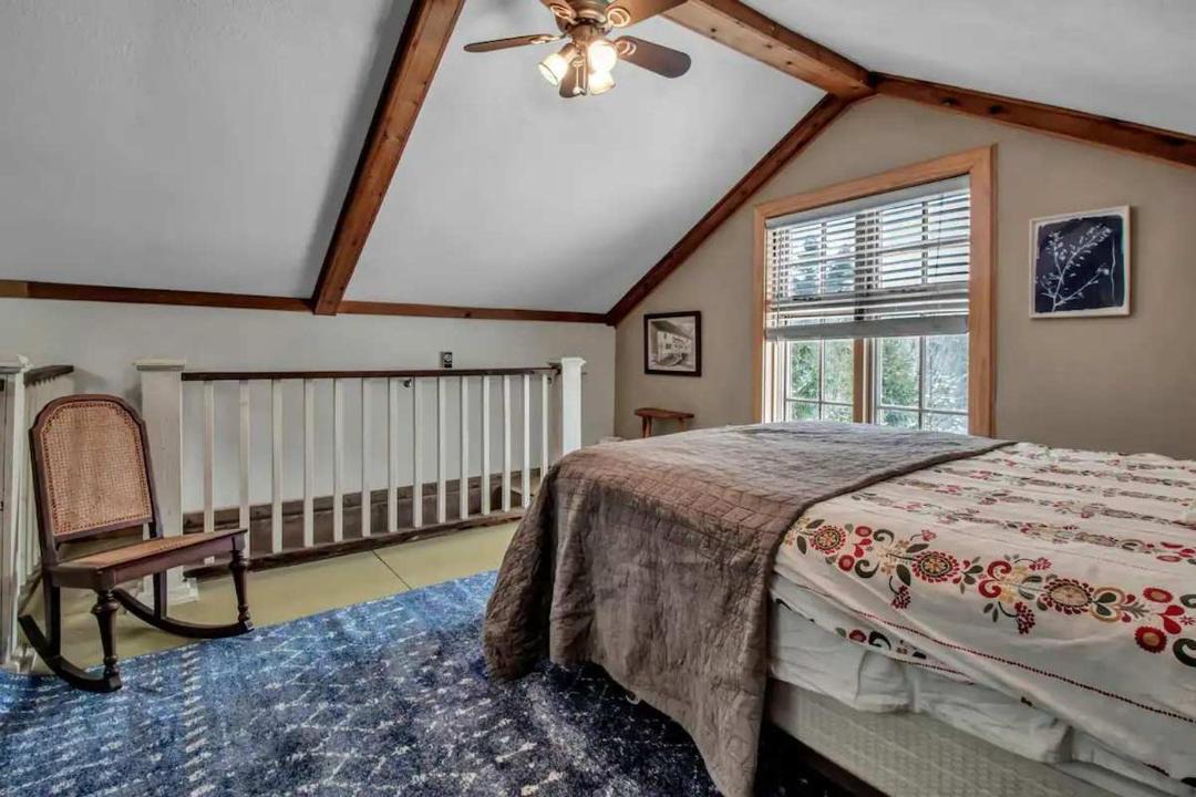 Photo of Bedroom in Great Valley