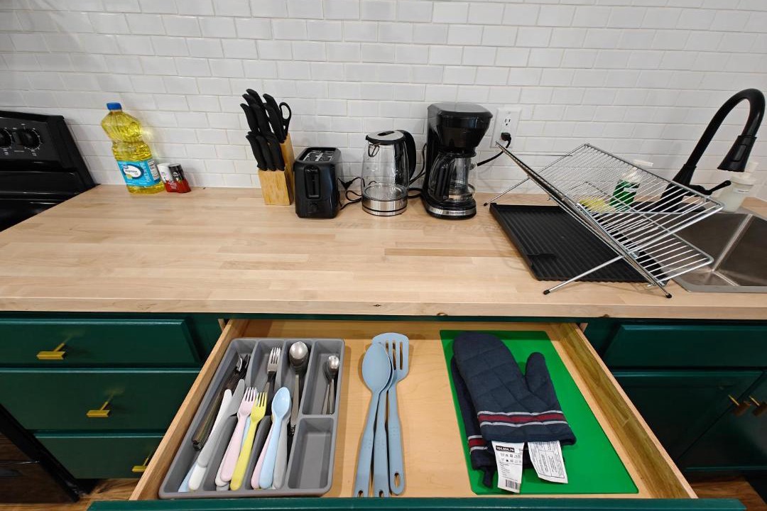 Photo of Kitchen in Downtown Niagara Falls