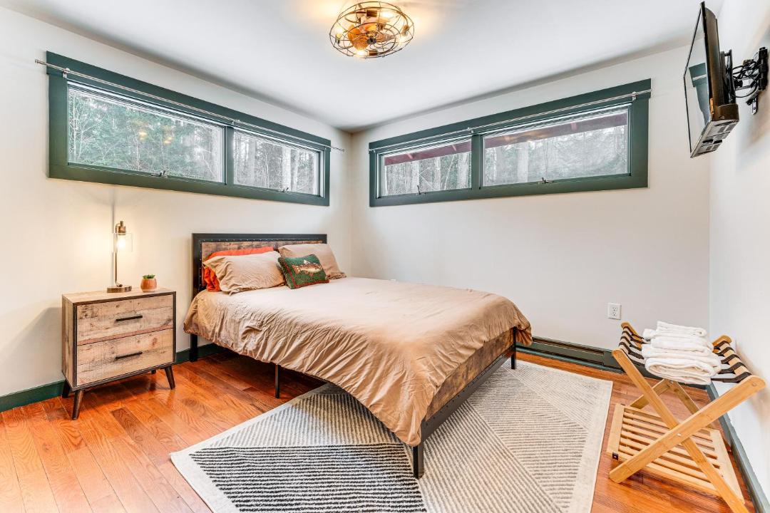 Photo of Bedroom in Schroon Lake