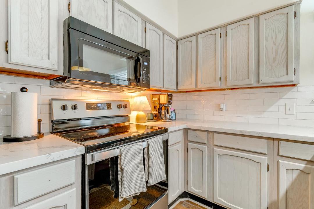 Photo of Kitchen in April Sound