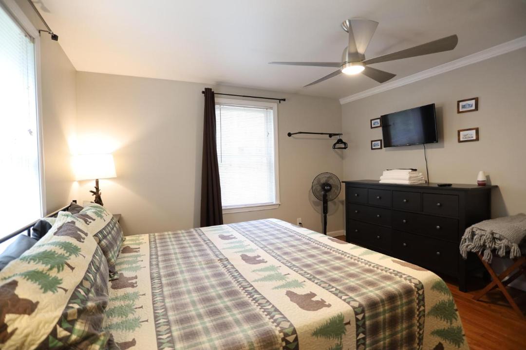 Photo of Bedroom in Campton