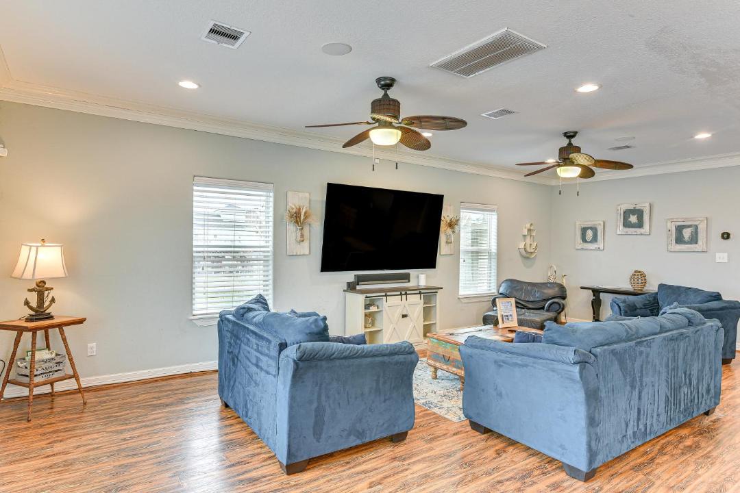 Photo of Livingroom in Surfside Beach