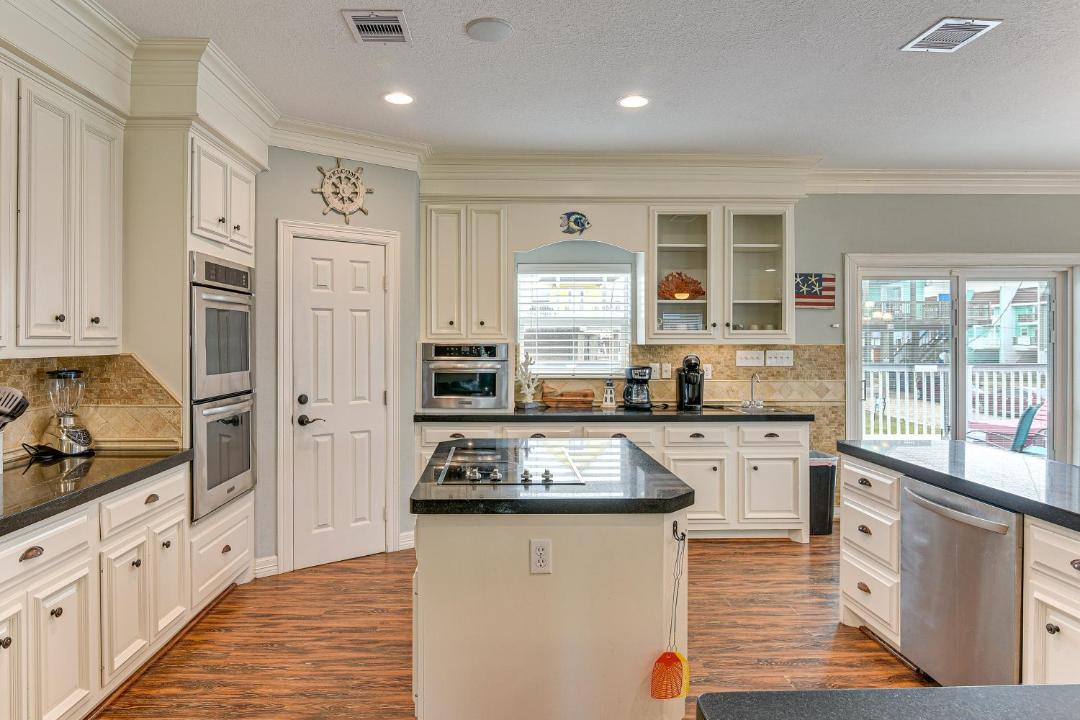 Photo of Kitchen in Surfside Beach