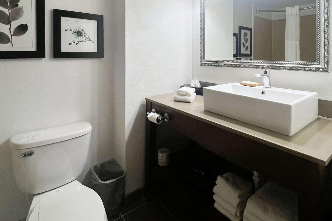 Photo of Bathroom in Wytheville