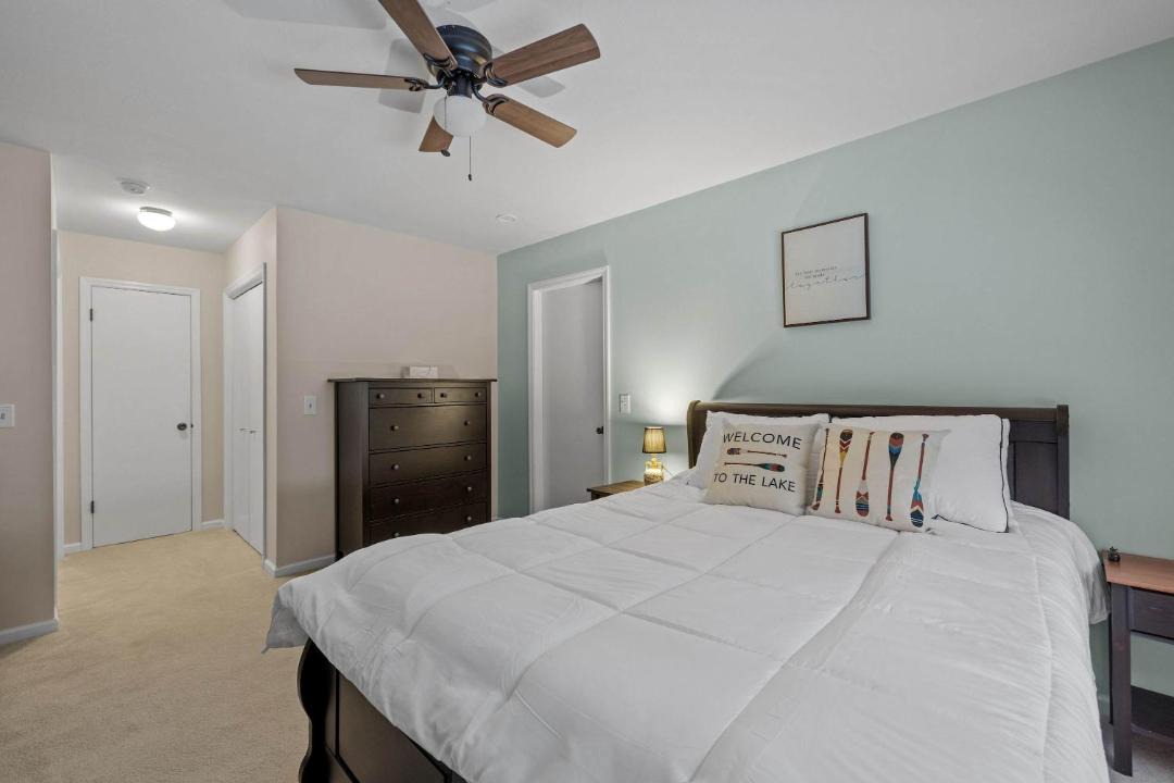 Photo of Bedroom in Center Harbor