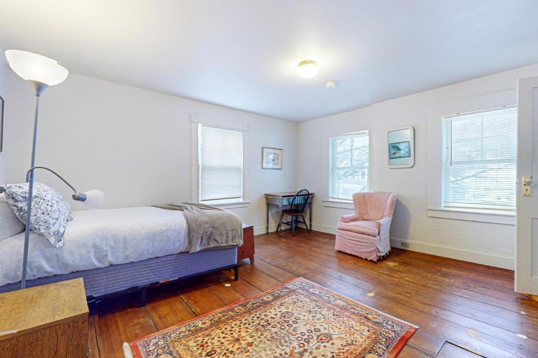 Photo of Bedroom in Weston
