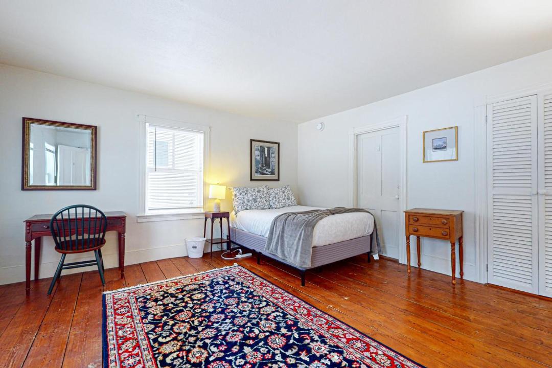 Photo of Bedroom in Weston