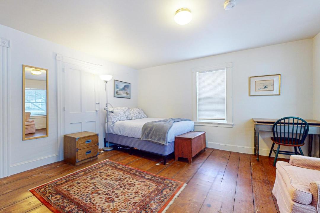Photo of Bedroom in Weston