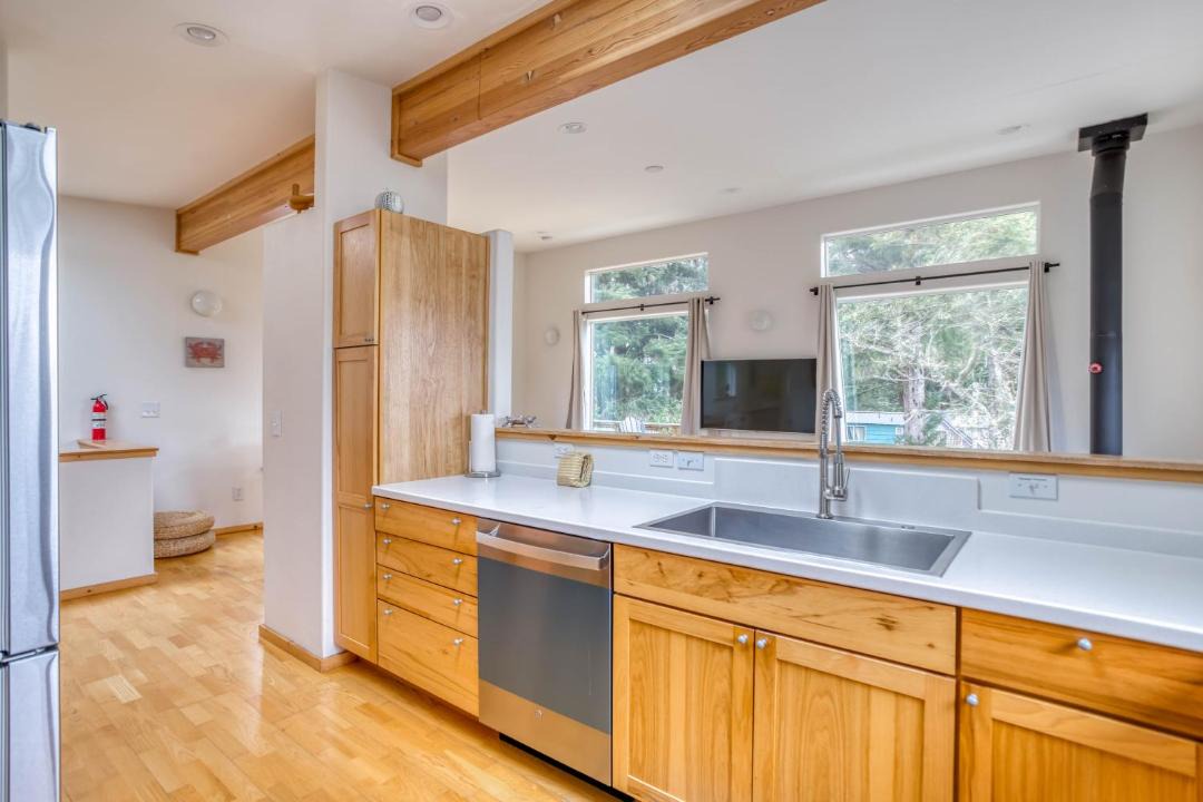 Photo of Kitchen in Neahkahnie Beach