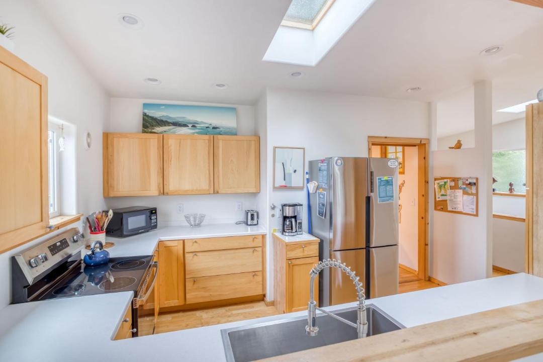 Photo of Kitchen in Neahkahnie Beach