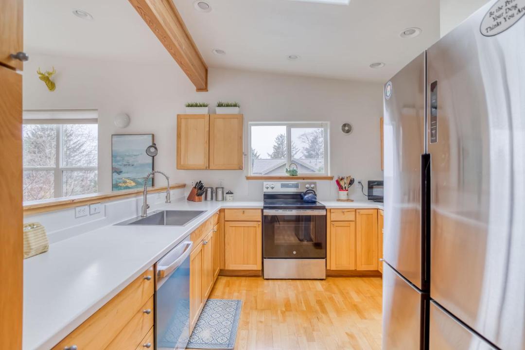 Photo of Kitchen in Neahkahnie Beach