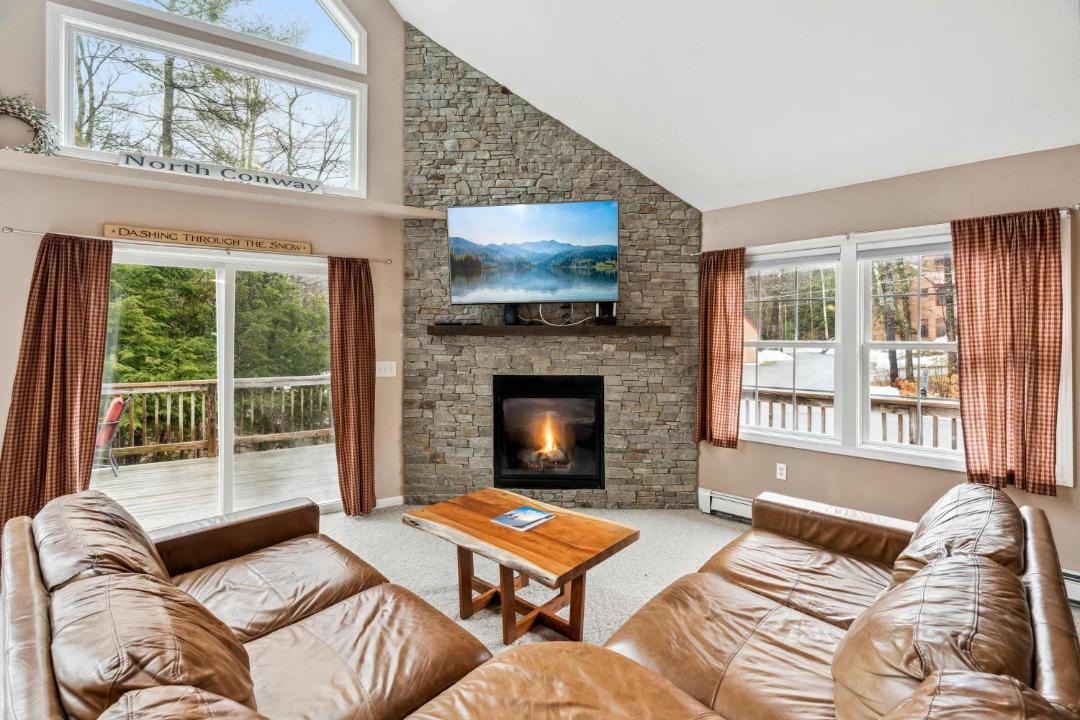 Photo of Livingroom in North Conway