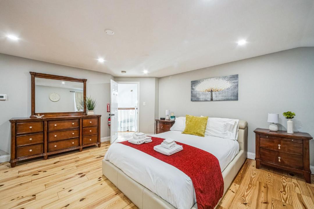 Photo of Bedroom in Center Tuftonboro