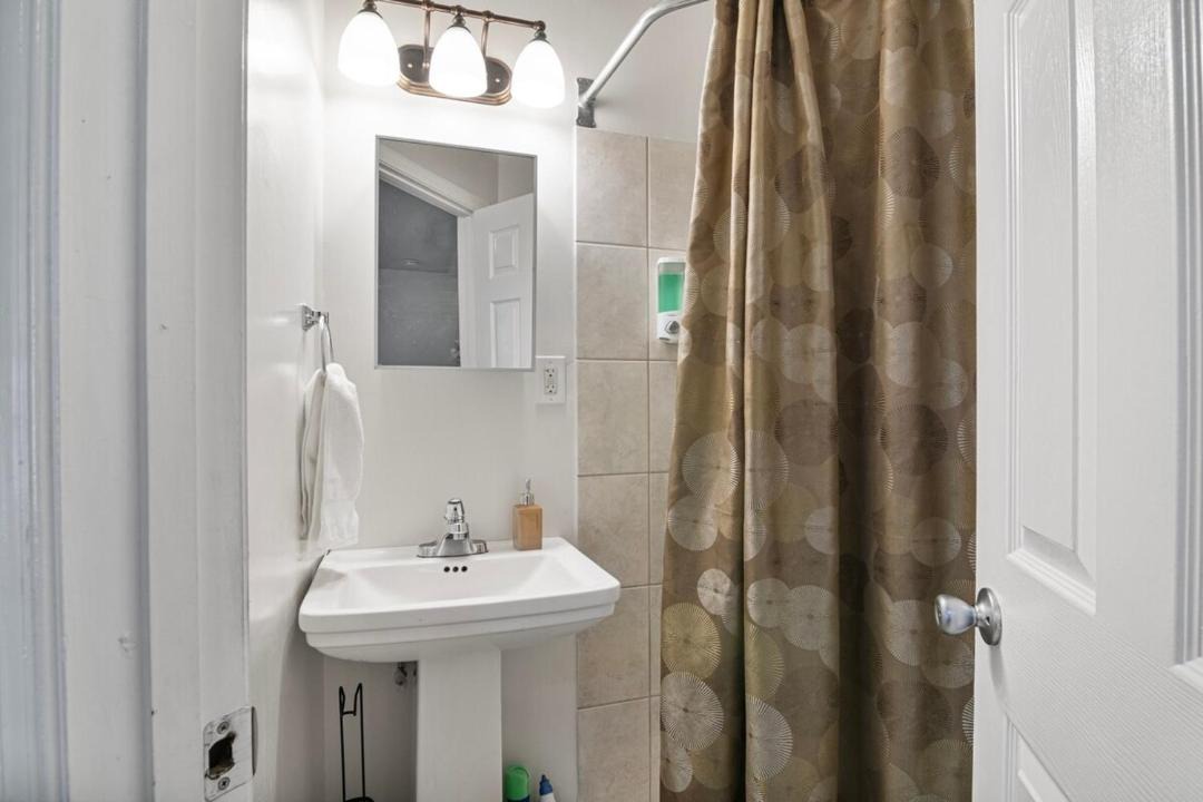 Photo of Bathroom in Historic District