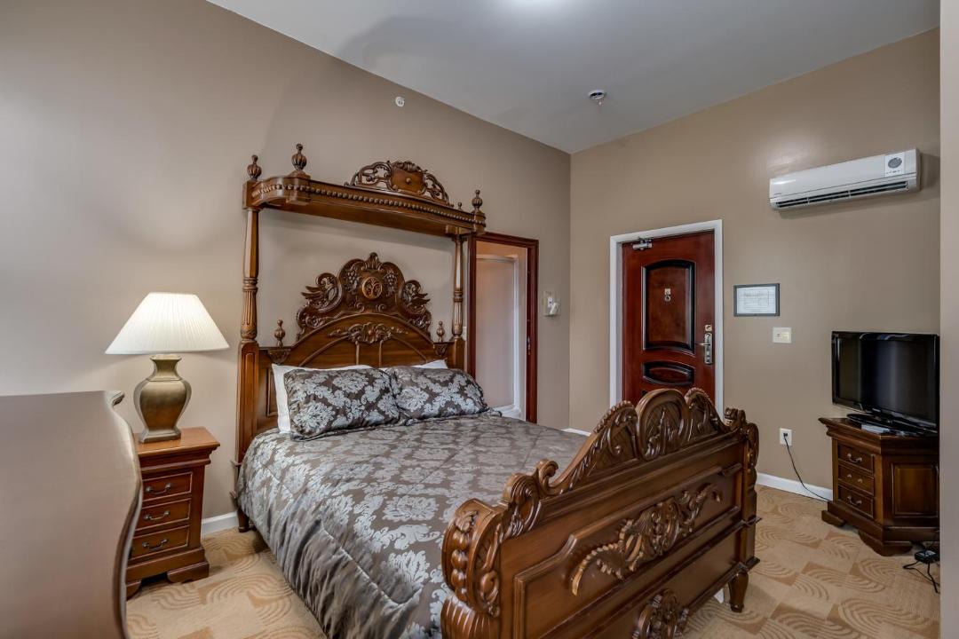 Photo of Bedroom in Cape Vincent