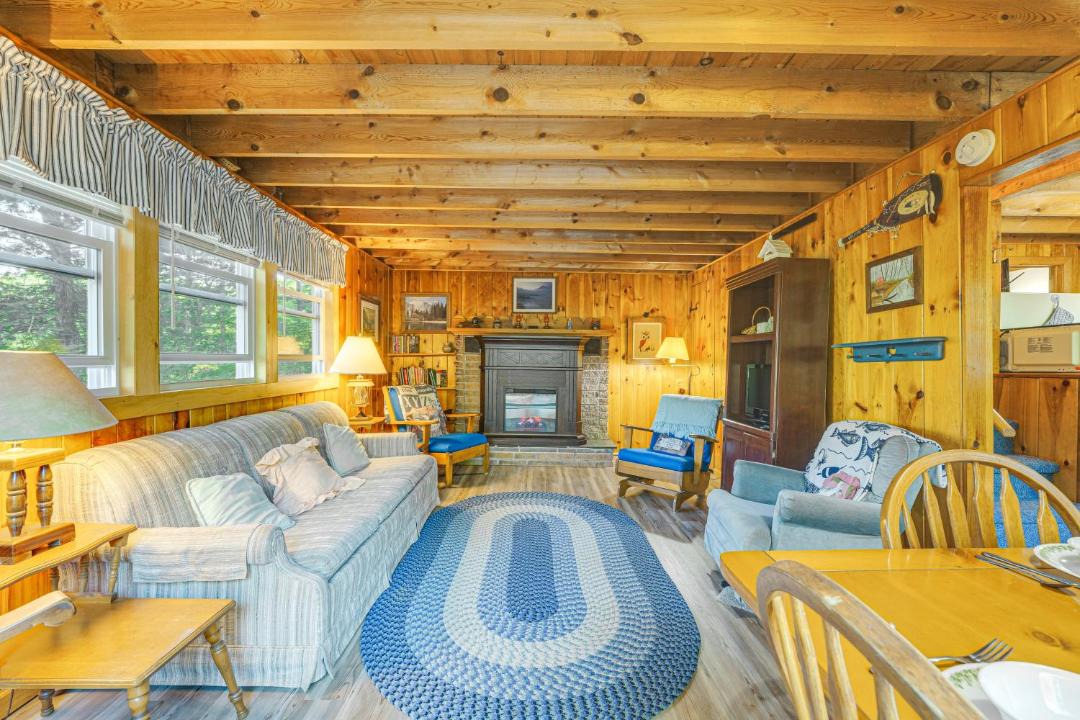 Photo of Livingroom in Raymond