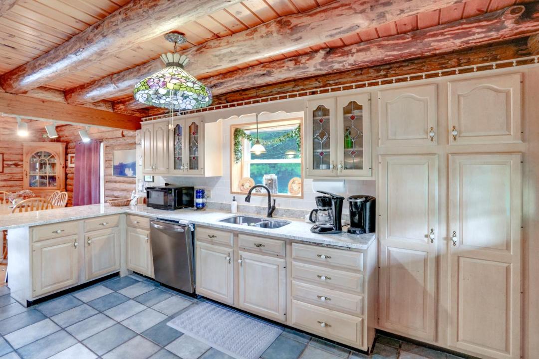 Photo of Kitchen in Maplecrest
