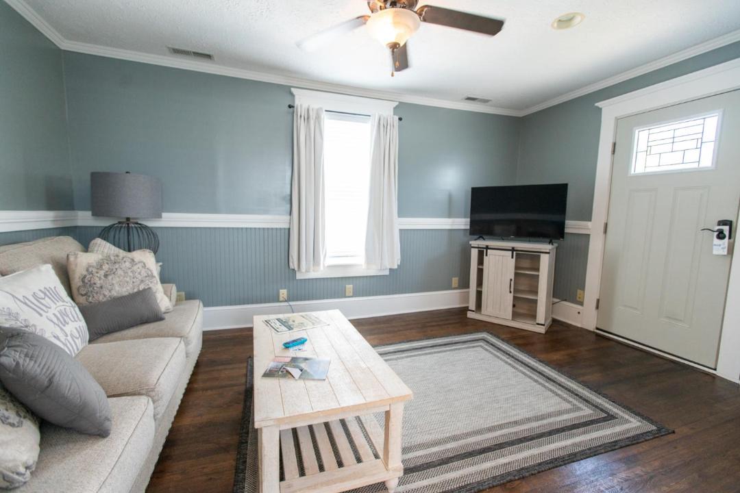 Photo of Livingroom in White Sulphur Springs