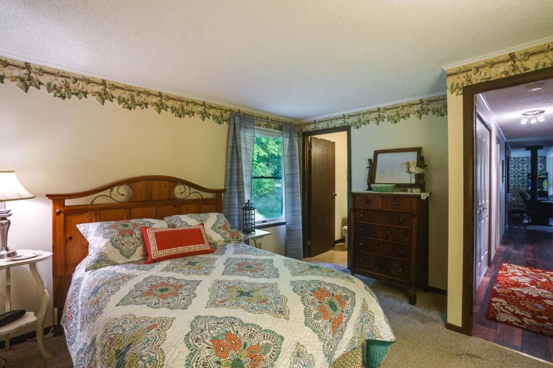 Photo of Bedroom in Great Valley