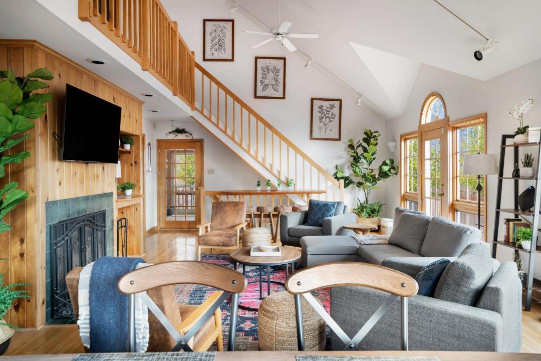 Photo of Livingroom in Berkeley Springs