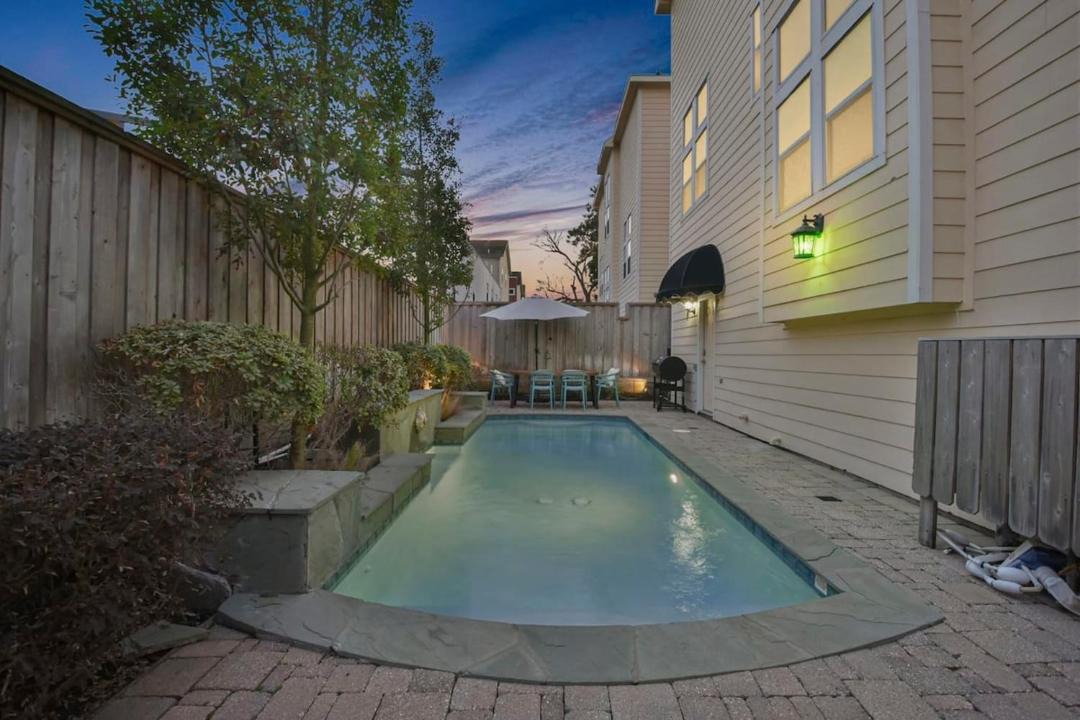 Photo of Outdoor in Shady Acres