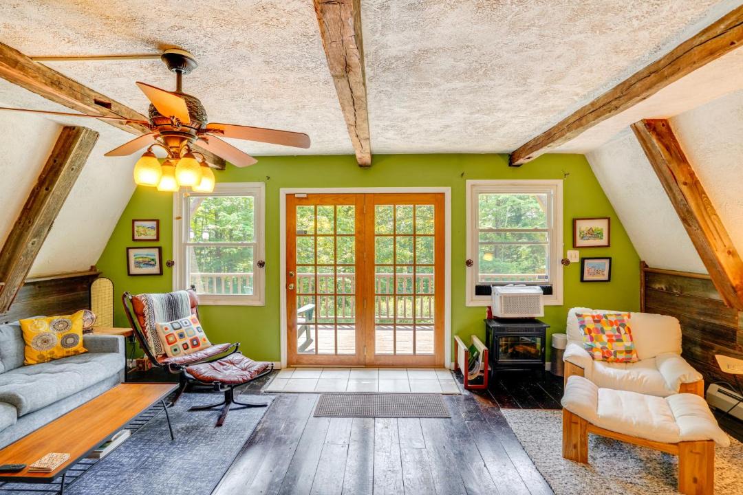 Photo of Livingroom in Becket
