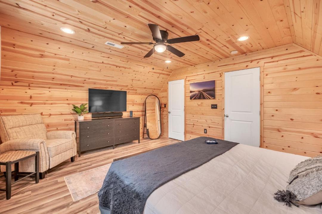 Photo of Bedroom in Wardensville