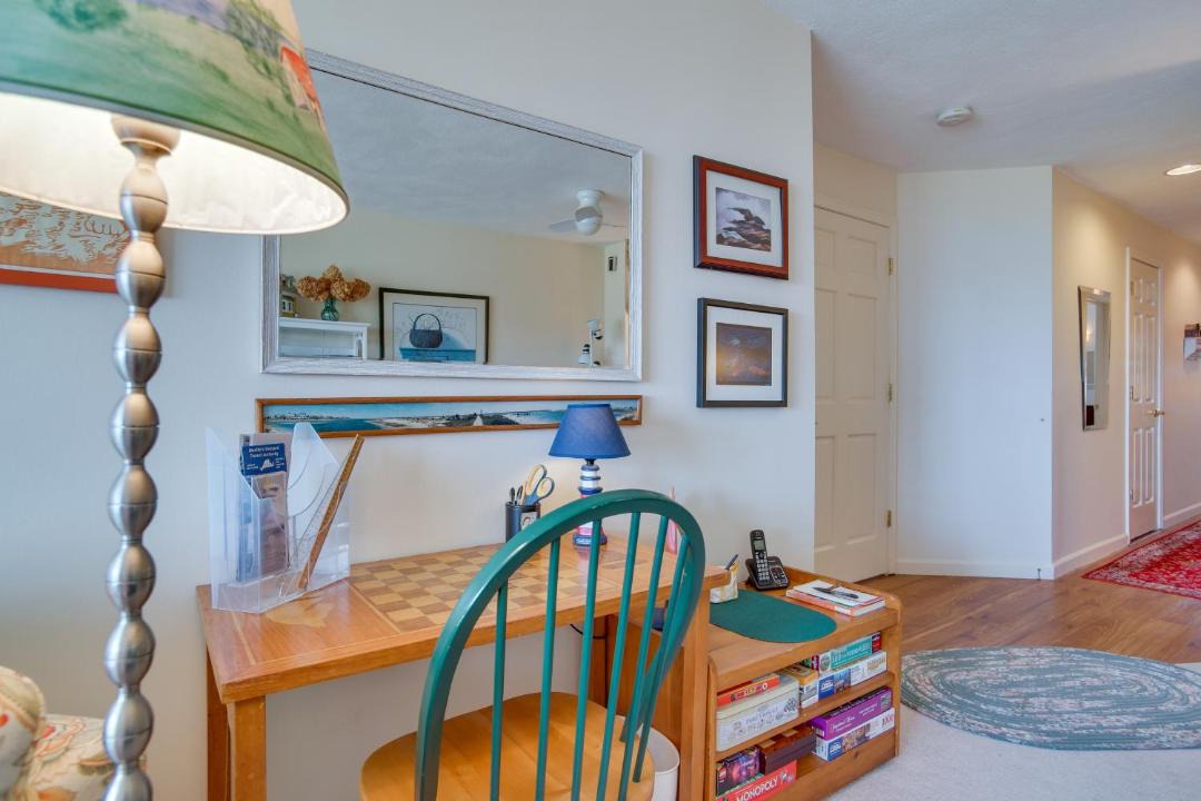 Photo of Livingroom in Oak Bluffs