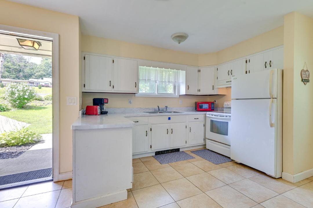 Photo of Kitchen in Lake George