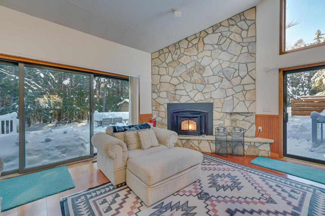 Photo of Livingroom in Tannersville