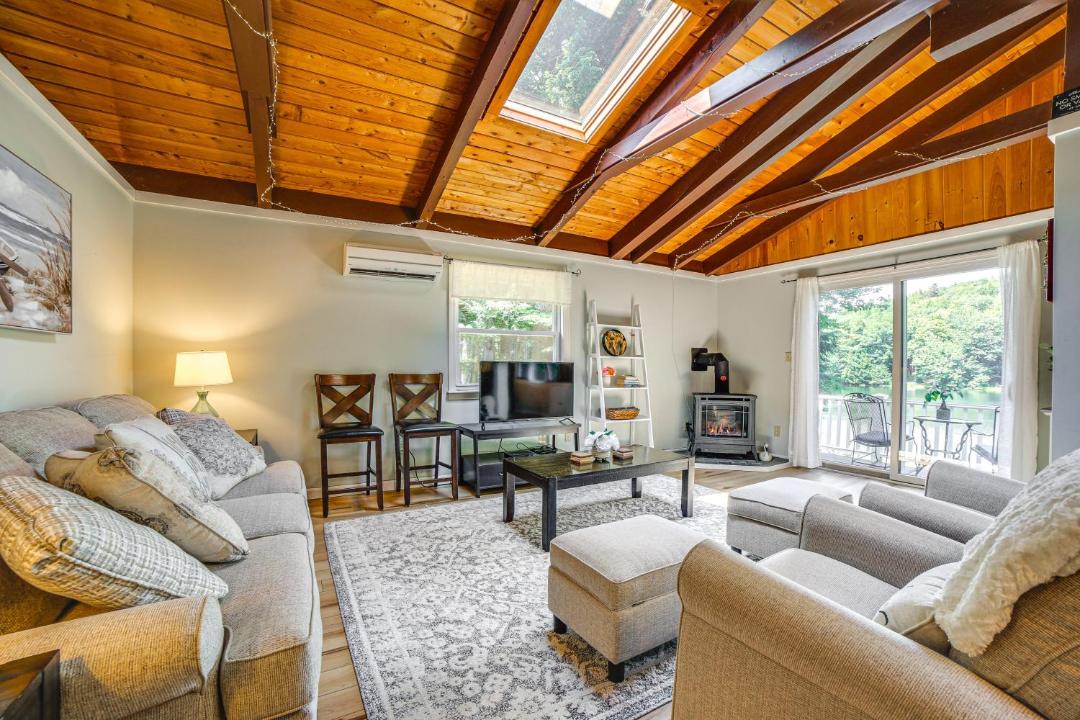 Photo of Livingroom in Newbury