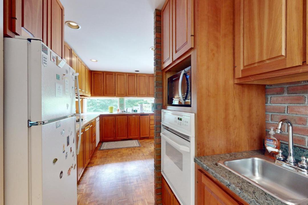 Photo of Kitchen in Stowe Area