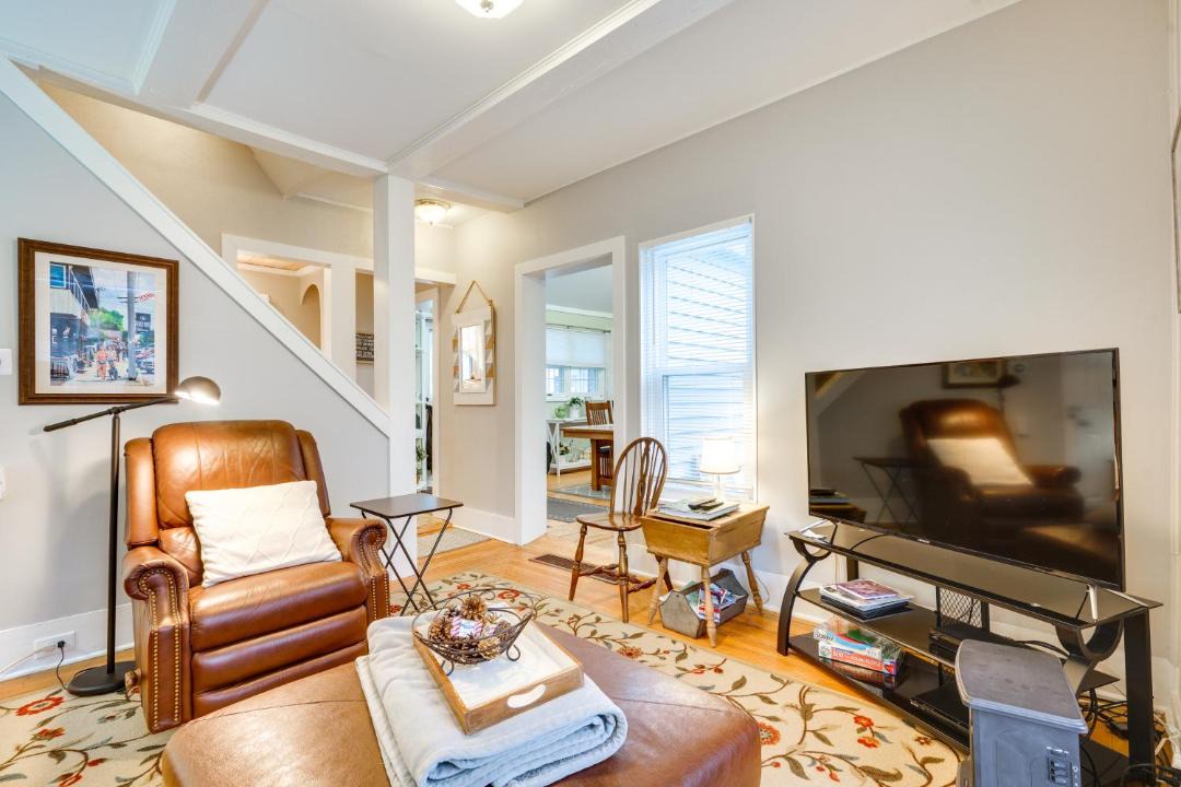 Photo of Livingroom in Bemus Point