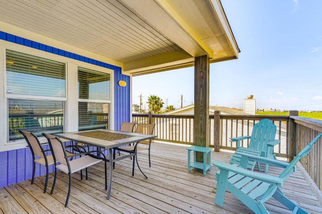 Photo of Patio Balcony in Jamaica Beach